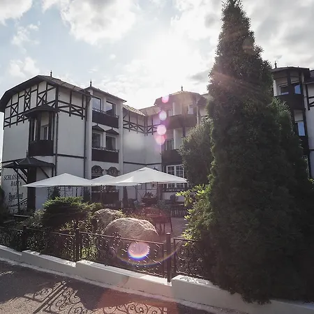 Отель Schlosshotel 3*