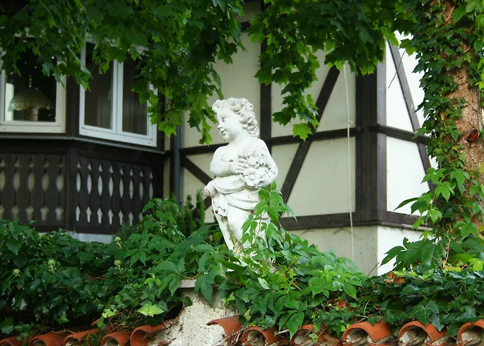 Schlosshotel
