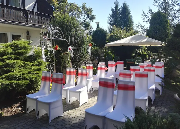 Schlosshotel Hotel 3*