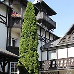 호텔 Schlosshotel 3*
