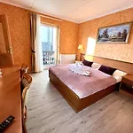 Schlosshotel 호텔