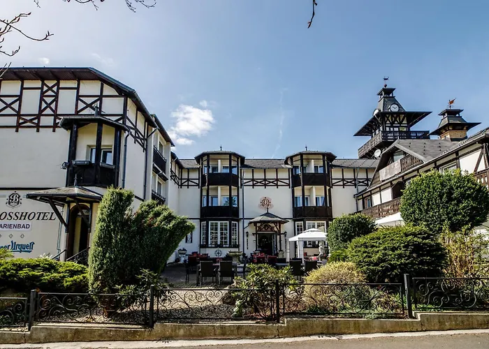Schlosshotel ホテル 3*