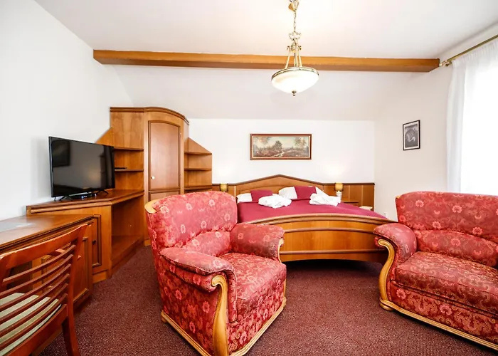 Schlosshotel 3*